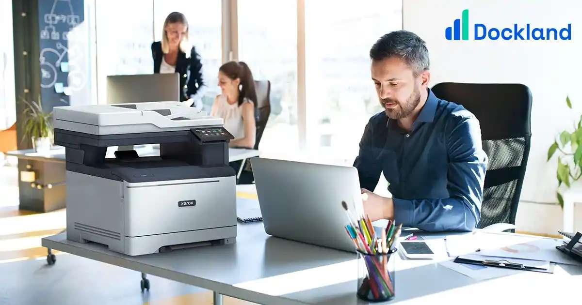 elx-partner-dockland-office-worker